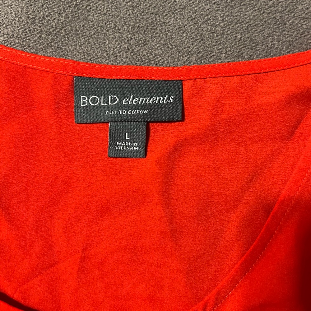 BOLD Elements Red Women's Top with Gold Zipper Size L - Picture 7 of 7